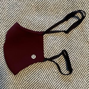 Lululemon facemask